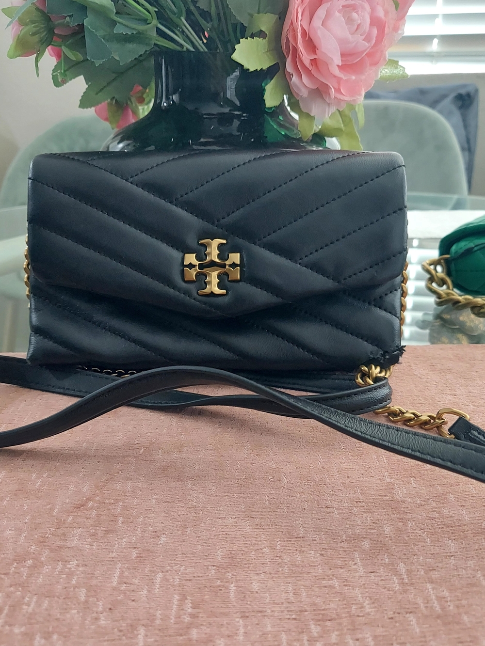 Tory Burch Black Quilted Leather Chain Strap Crossbody with Gold Logo - Picture 1 of 4